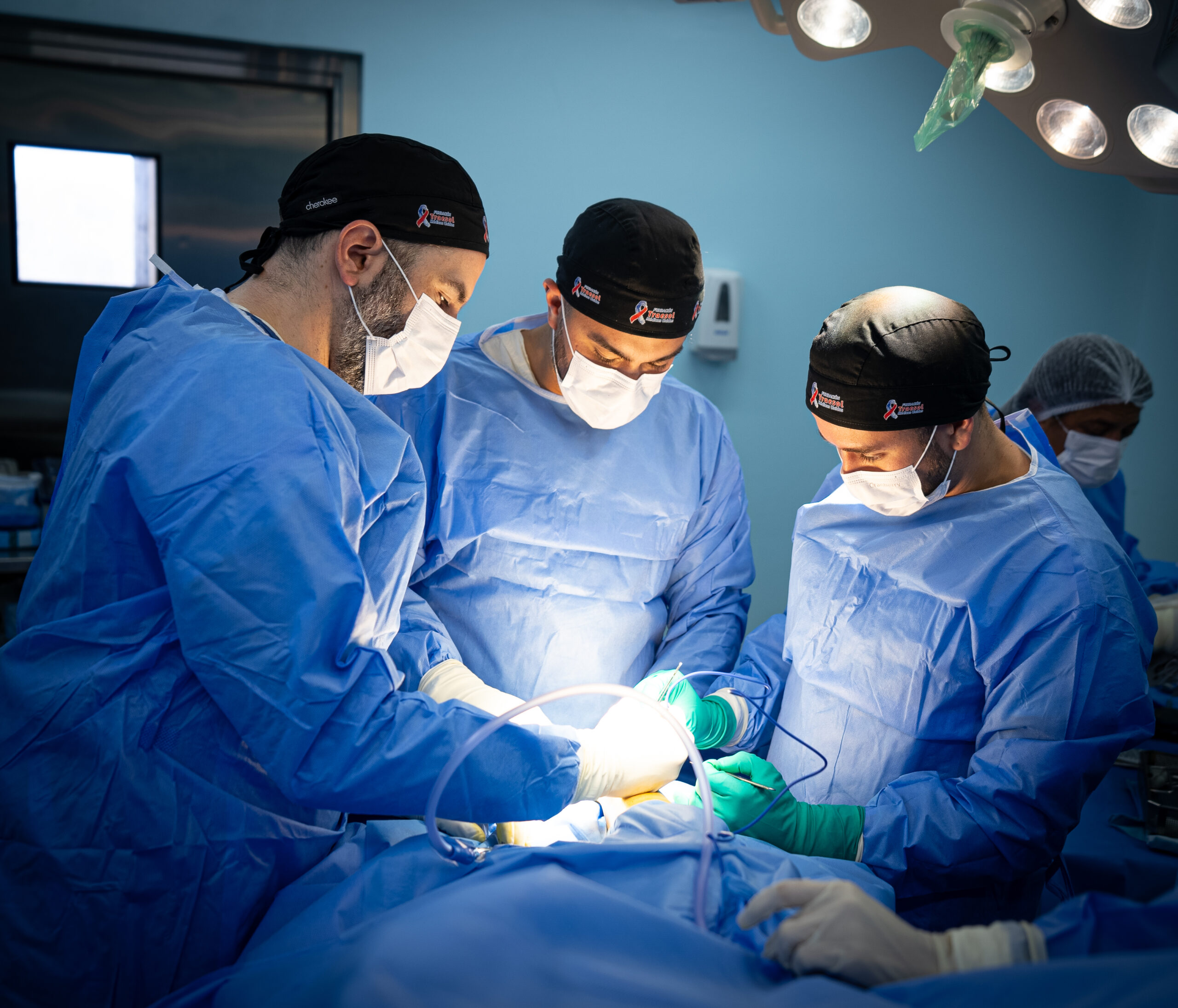 Hospital de Coquimbo es pionero en realizar artroplastia de tobillo con prótesis en la región