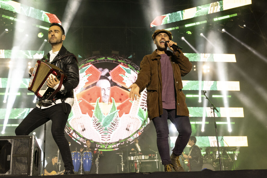 La música chilena se tomó el escenario monumental en la primera jornada de La Pampilla 2024