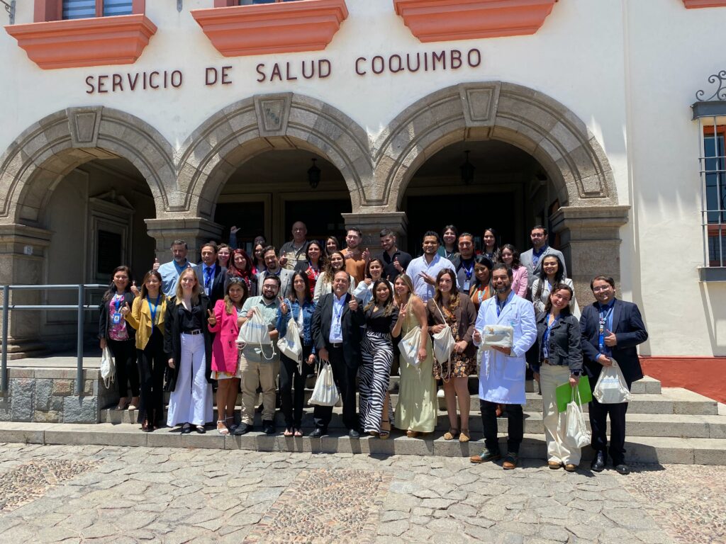 27 médicos especialistas y subespecialistas llegan a la región para fortalecer la Red Pública de Salud