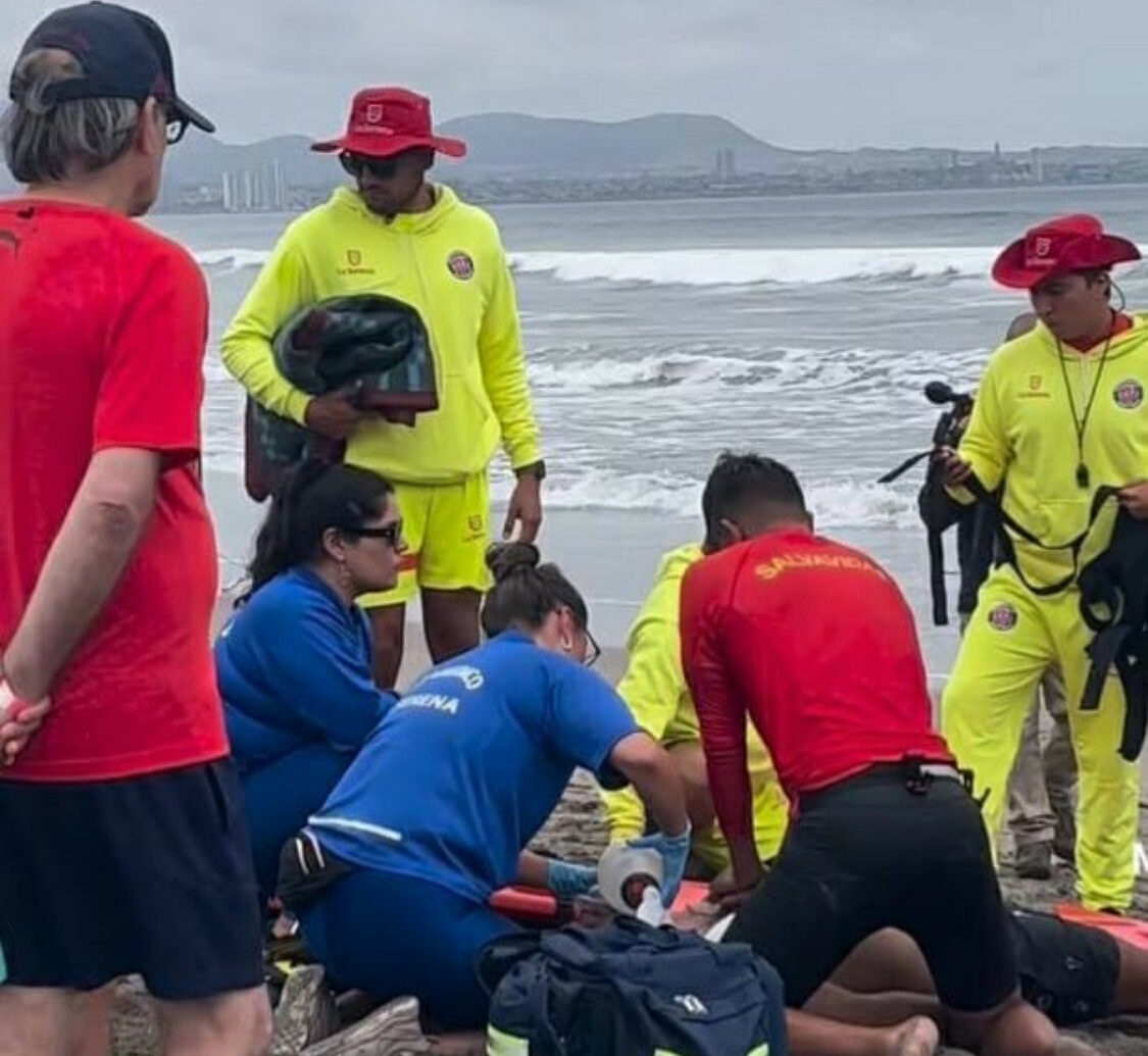 Aumentan rescates en Avenida del Mar y salvavidas de La Serena llaman al autocuidado