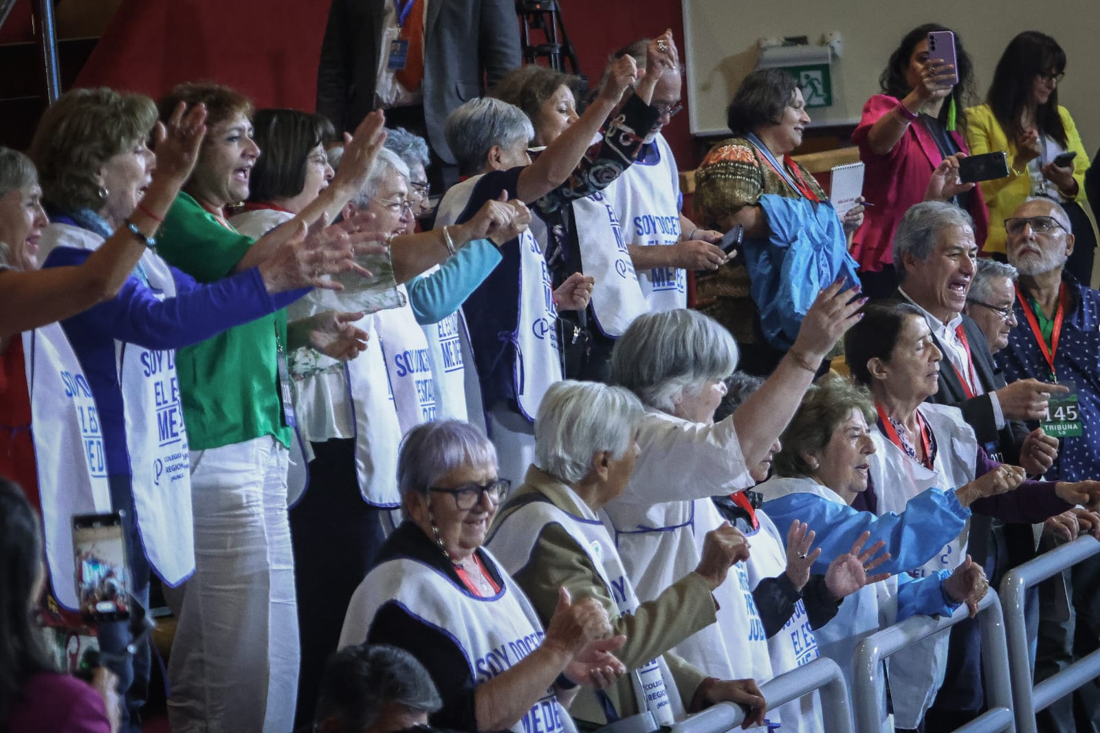 Ahora pasa al Senado: Cámara aprueba el proyecto de solución a la deuda histórica docente