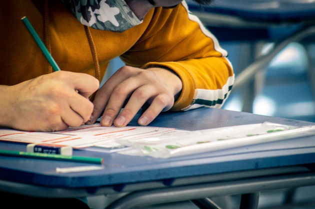 Seremi de Educación invita a estudiantes de la región a postular a beneficios estudiantiles