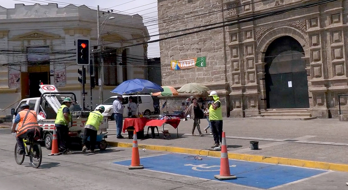 Municipalidad de La Serena refuerza cuidado de señaléticas y seguridad vial en la comuna